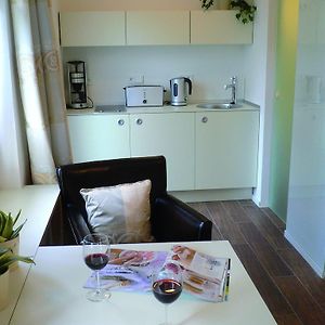Studio mit Queensize-Bett